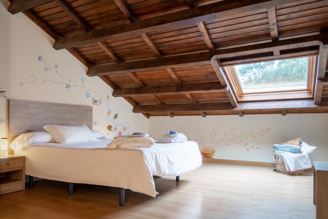 Hotel Balneario Rio Pambre ปาลัสเดเรย์ ภายนอก รูปภาพ